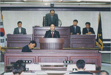 제7대 하반기 수원시의회 자치기획위원장으로 당선