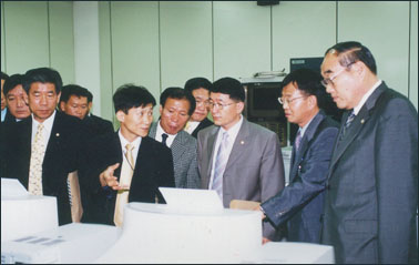 중부경찰서내에 설치된 수원시 교통정보센터를 방문