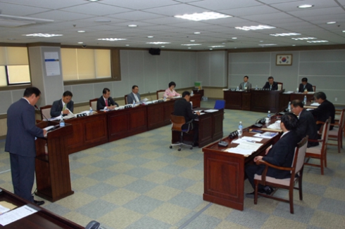 휴일에도 행정사무감사