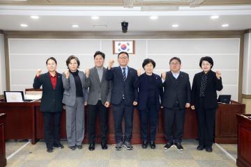 20241121 환경안전위원회 단체기념사진