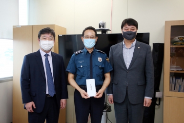 9.23 기관 및 사회복지시설 격려 방문