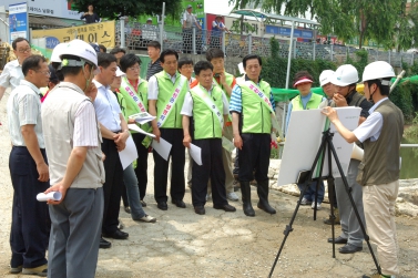 제9대의회 개원 1주년 맞이 하천정화 활동