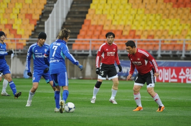 의원축구단과 아이돌스타축구단과의 경기
