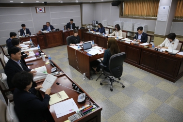 10.10 기획경제위원회 행정사무감사 