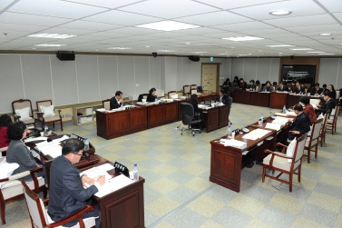 행정사무감사 실시