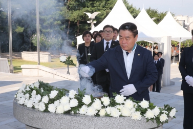 8.15 제73주년 광복절 현충탑 참배