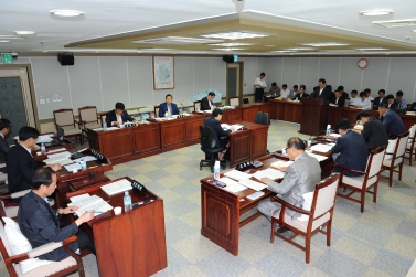 제291회 제1차 정례회 녹지교통위원회 조례안 심사