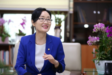 7.10 이미경 의원 인터뷰