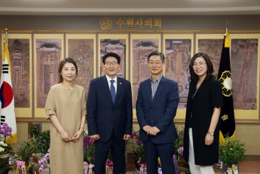 7.15 김기정 부의장 내방객 접견