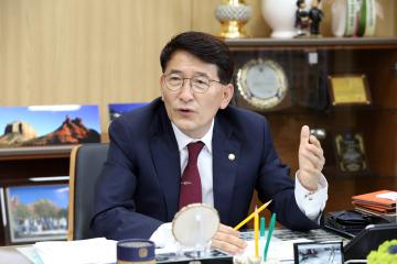 20220926 김기정 의장 중앙신문 권영복 본부장&뉴스핌 노호근 본부장 인터뷰