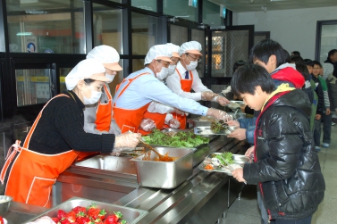 문화복지교육위원회 학교 무상급식 봉사