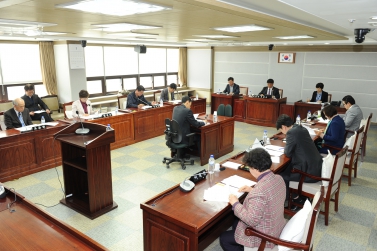  의회 운영위원회 회의