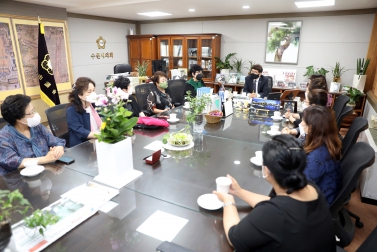 20210929 김기정 부의장 여성단체 내방