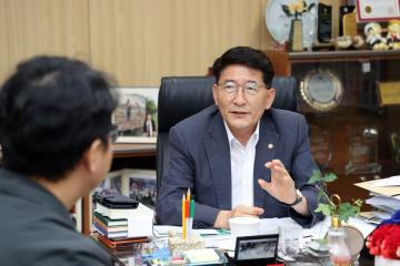 20230823 김기정 의장 문화일보 인터뷰