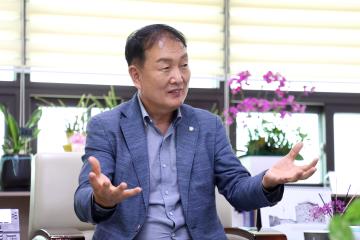 20220725 조문경 위원장 의회소식지 인터뷰