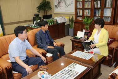 수원 서부경찰서 정보보안과장 내방