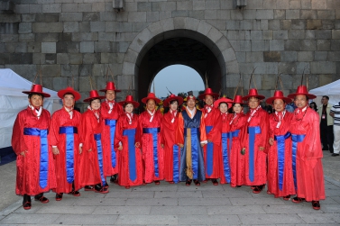 수원유수 정조맞이