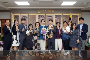 7.8 김기정 부의장 망포2동 단체장 접견