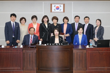 수원시의회‘수원역 성매매집결지 폐쇄 및 여성인권지원 특별위’ 종사자와 주민 권익보호 위한 대안 논의