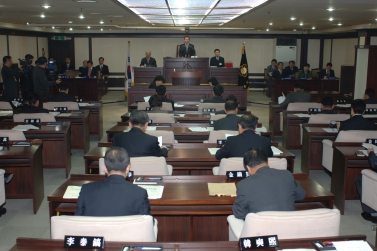 235회 제2차정례회 1차본회의(2005.11.25)