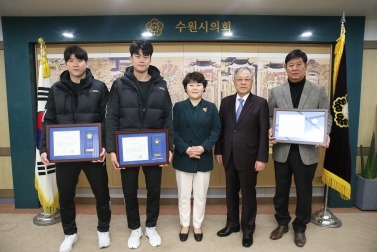 2.27 씨름선수 의장실 방문