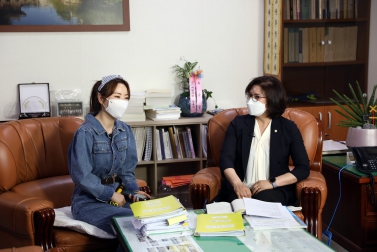 20210527 수원시의회 유튜브 촬영_황경희 의원