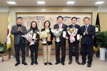 20241212 경기도시군의회의장 남부권협의회 의정활동 우수의원 및 우수직원 포상