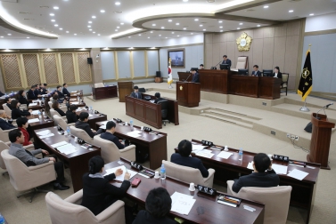 수원시의회, 2018년도 첫 임시회 개회