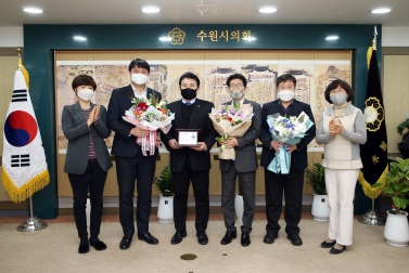 12.15 제5회 경기의정대상 수상