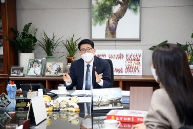 2.5 김기정 부의장 신동 래미안 학부모 일행