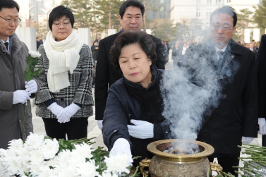새해맞이 현충탑 참배