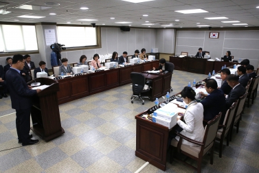 10.25 예산결산특별위원회 활동 