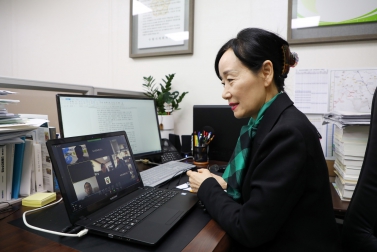 12.29 이미경 위원장 화상회의