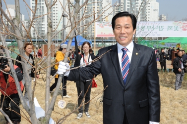 꽃뫼 감나무동산 개장식