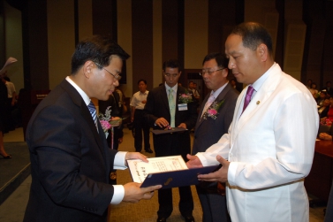 창립 5주년 지역신문의날 의정대상수상