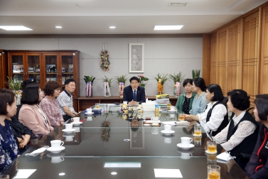 7.14 김기정 부의장 영통3동 통장협의회 방문