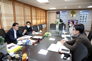 10.26 김기정 부의장 아이파크캐슬 입주자 회장 간담회