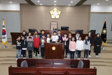 11.22 율전초등학교 의회방문 