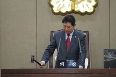 제303회 임시회 제1차 본회의 개회