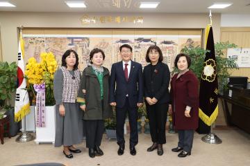 20230313 수원사랑 장학회 임원진