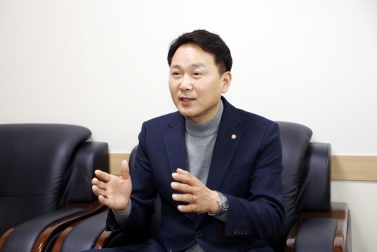 3.4 강영우 의원 새수원신문 인터뷰