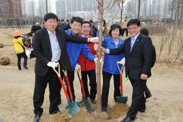 제69회 식목일기념 나무심기 행사