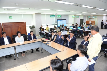 의장단 을지연습격려