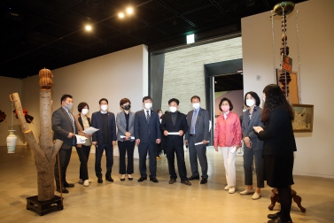 20210415 문화체육교육위원회 현장방문(수원시립아이파크미술관,어린이생태미술체험관,수원미술전시관)