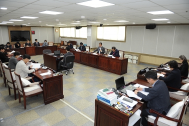 3.16 의회운영위원회