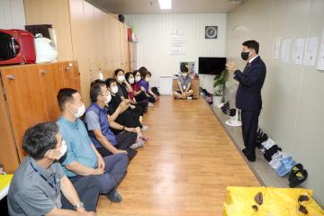 20220907 청경&공무직 추석맞이 격려품 전달