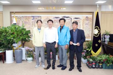 20221014 호매실7단지 김상억 회장 외 일행 내방