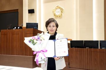 20251219 2025 대한민국 지방자치평가연계 의정정책대상 김미경 의원 수상