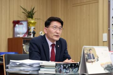 20230127 김기정 의장 새수원신문 인터뷰