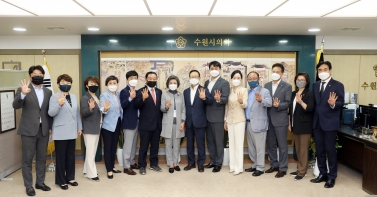 20210930 이낙연 후보 아내 김숙희 여사, 홍영표 국회의원 내방